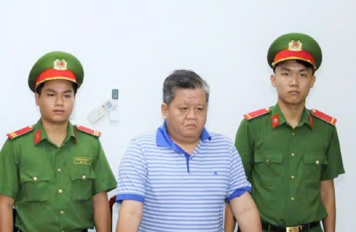 Vì sao chủ tịch công ty từng "nổ" chi 100 tỷ USD làm đường sắt cao tốc bị bắt?
