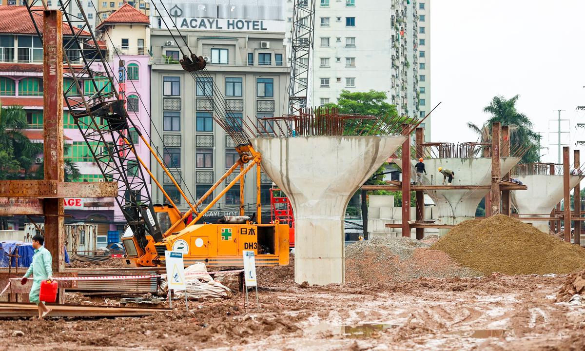 Tăng tốc thi công nút giao cửa ngõ phía Nam Hà Nội, cán đích cuối năm 2026