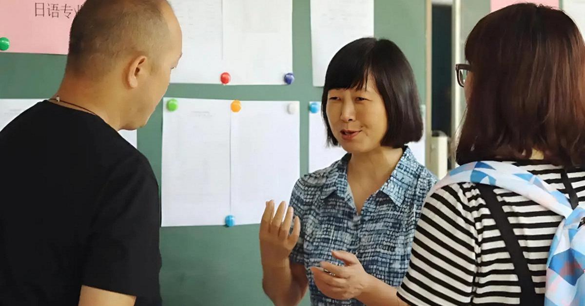 Không cần tặng quà, 5 câu nói này đủ sức khiến mối quan hệ phụ huynh - giáo viên gắn bó khăng khít, con trẻ được hưởng lợi!