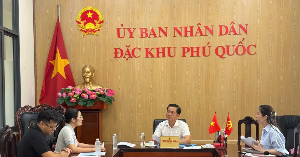 Chủ tịch đặc khu Phú Quốc cảnh báo bẫy mua bán "đất chỉ tay"