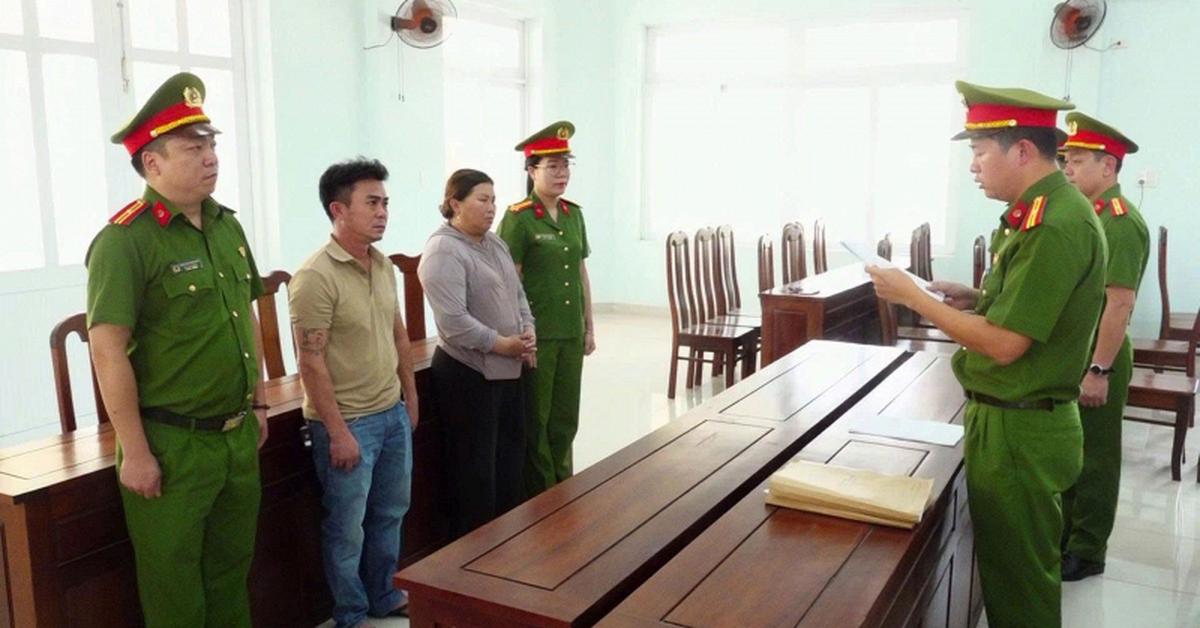Thi hành lệnh khám xét đối với chủ đất Trần Thị Thúy Linh SN 1980