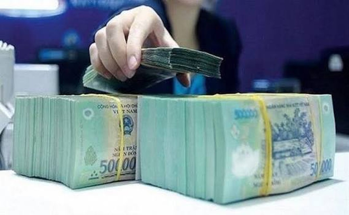 Công an phối hợp với ngân hàng xác minh giao dịch chuyển khoản 13.200.000 đồng của Hán Quang Dung SN 1980