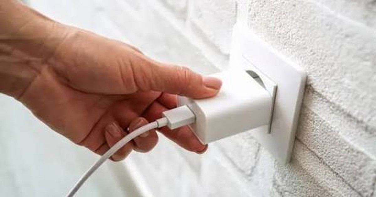 5 thiết bị không nên cắm điện qua đêm, nhiều gia đình dùng xong vẫn quên ngắt nguồn, rút phích cắm