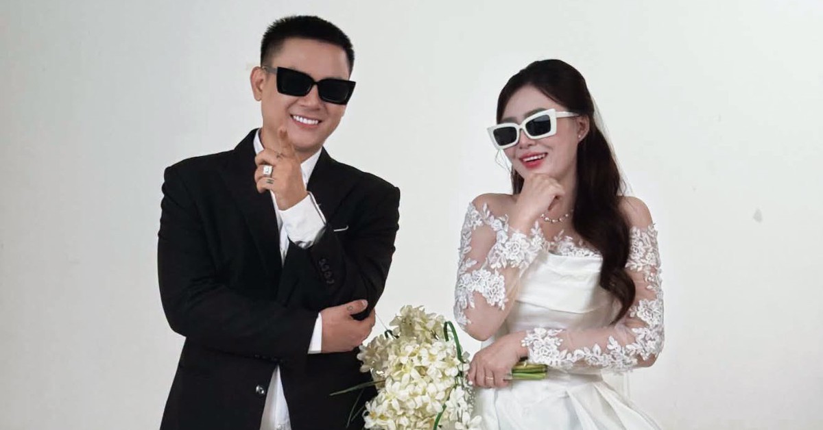 Hoài Lâm hôn Ngọc Trinh khi đi chụp ảnh cưới