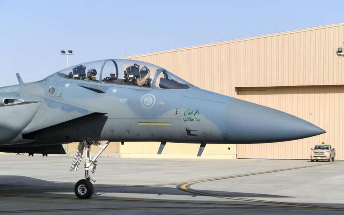 Saudi Arabia kêu gọi đồng minh giúp chống Houthi, nhưng không ai đáp lại