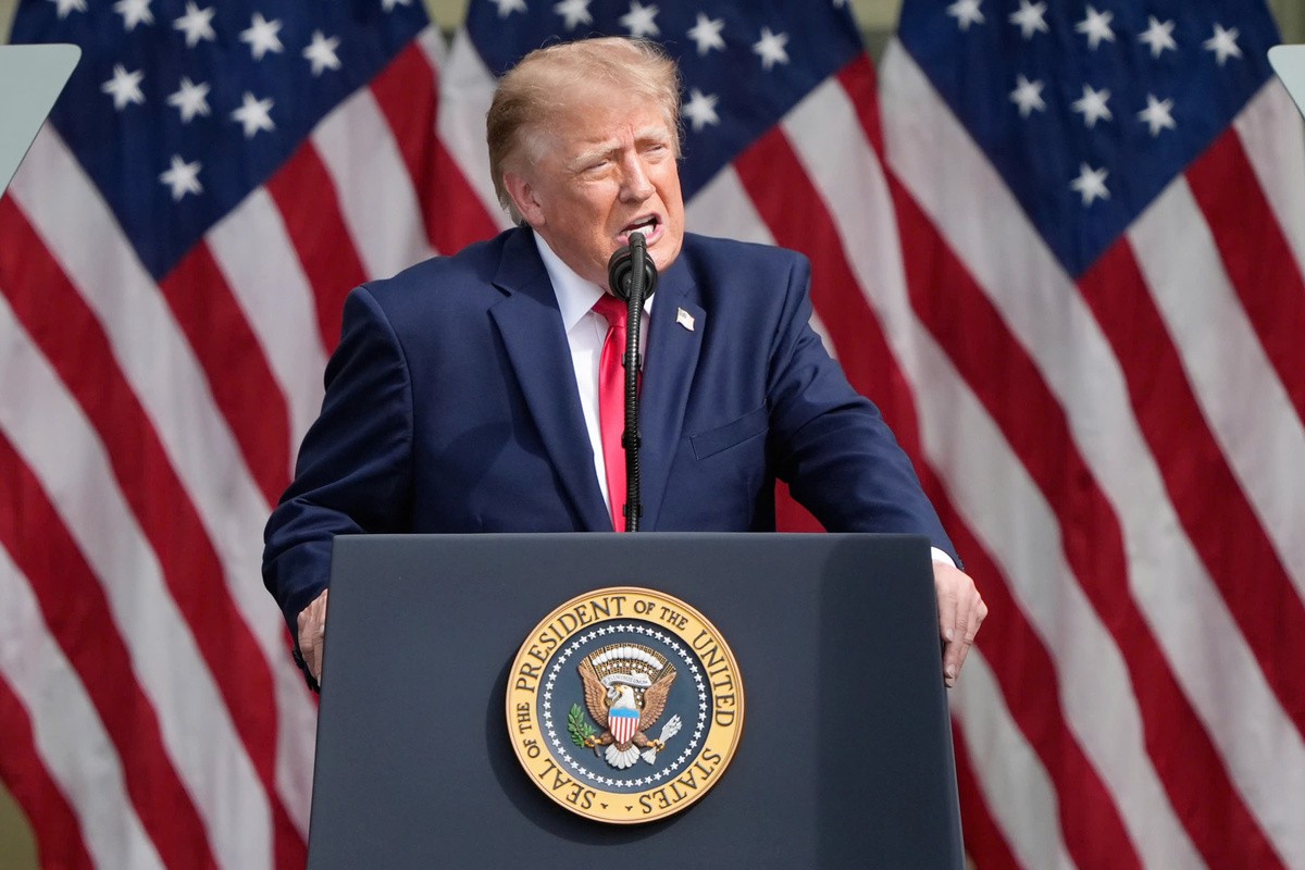 Ông Trump yêu cầu Ukraine ngừng đánh phá cơ sở dầu diesel của Nga