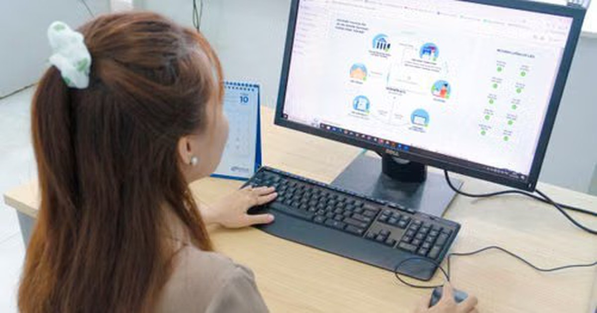 Nữ nhân viên xin nghỉ phép trước nửa tháng để giỗ bố, quản lý từ chối với lý do thiếu nhân sự: Bộ Nội vụ trả lời