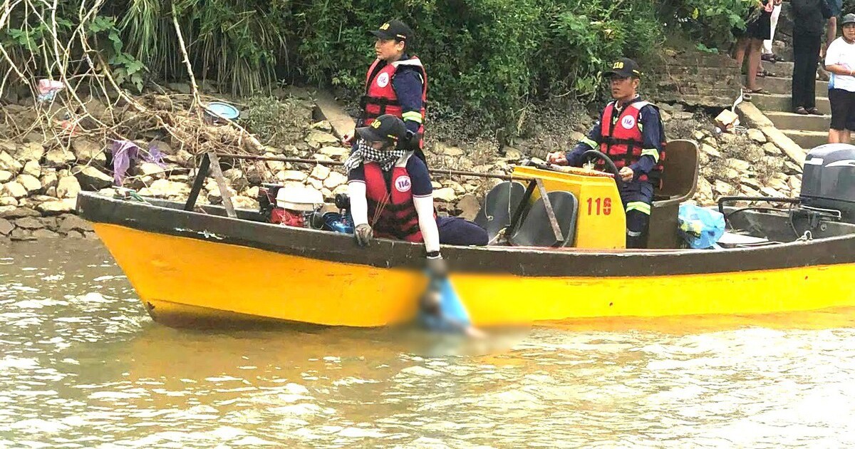 Hưng Yên: Tìm người liên quan vụ phát hiện thi thể trẻ sơ sinh trên sông Trà Lý