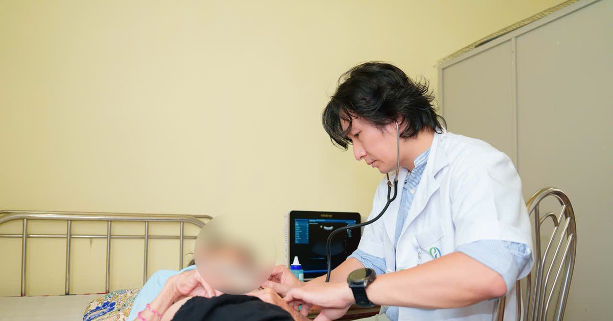 Người phụ nữ ở Hà Nội tái phát đột quỵ vì ngại làm phiền con