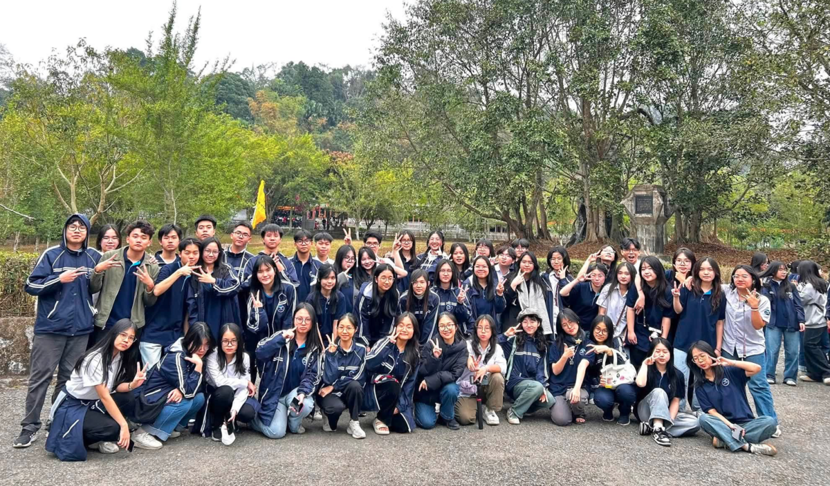 Một lớp chuyên có 24 học bổng du học, 2 giải quốc tế, 13 giải quốc gia