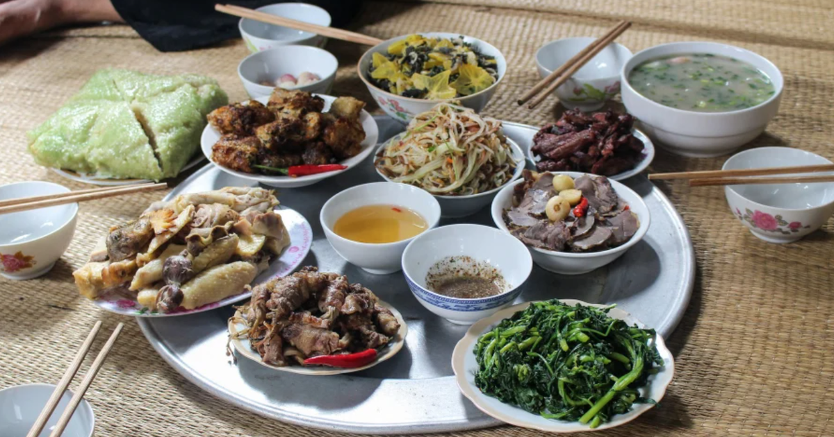 Lời khuyên cho những gia đình dùng chiếu ngồi ăn cơm