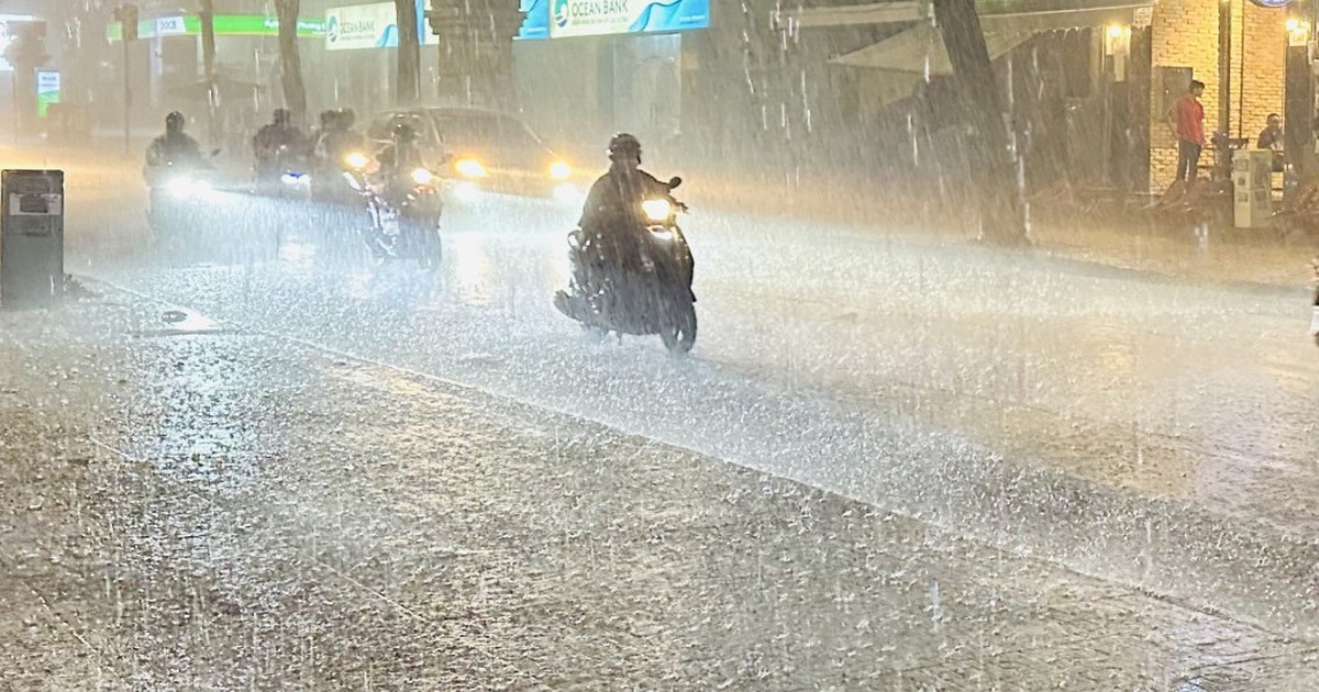4 lời khuyên của chuyên gia khi trời mưa kéo dài