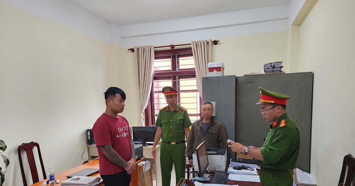 Điều tra loạt giao dịch qua 162 tài khoản ngân hàng, phát hiện dòng tiền hơn 2.000 tỷ đồng: Bắt tạm giam Đặng Anh Khoa SN 2006