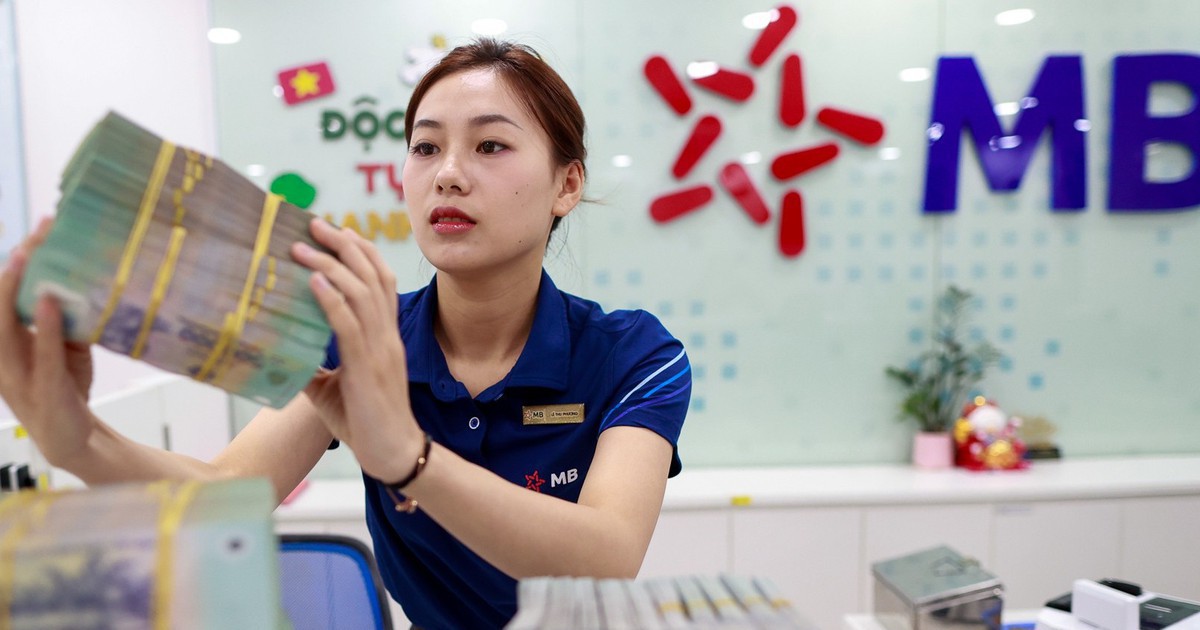 Lãi suất ngân hàng 17/9 tại MB, Techcombank, VPBank, Sacombank, HDBank, Agribank, Vietcombank, BIDV, VietinBank,...