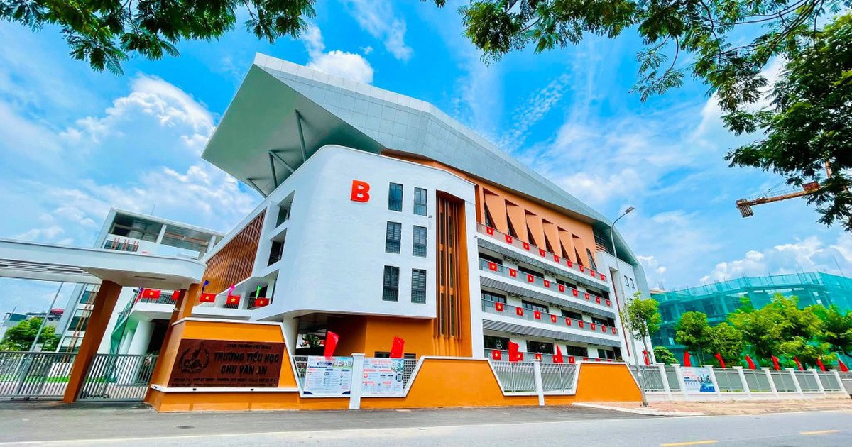 Không đùa đâu, trường Tiểu học Chu Văn An mới toanh ở Hà Nội đẹp thật!