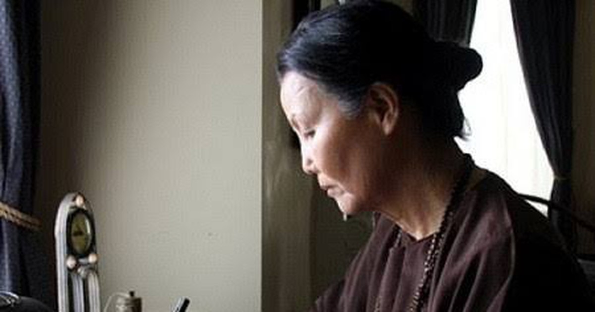 Kiều Chinh rời Việt Nam về Mỹ: "Không biết bao giờ mới gặp lại hay không còn cơ hội gặp nhau nữa"