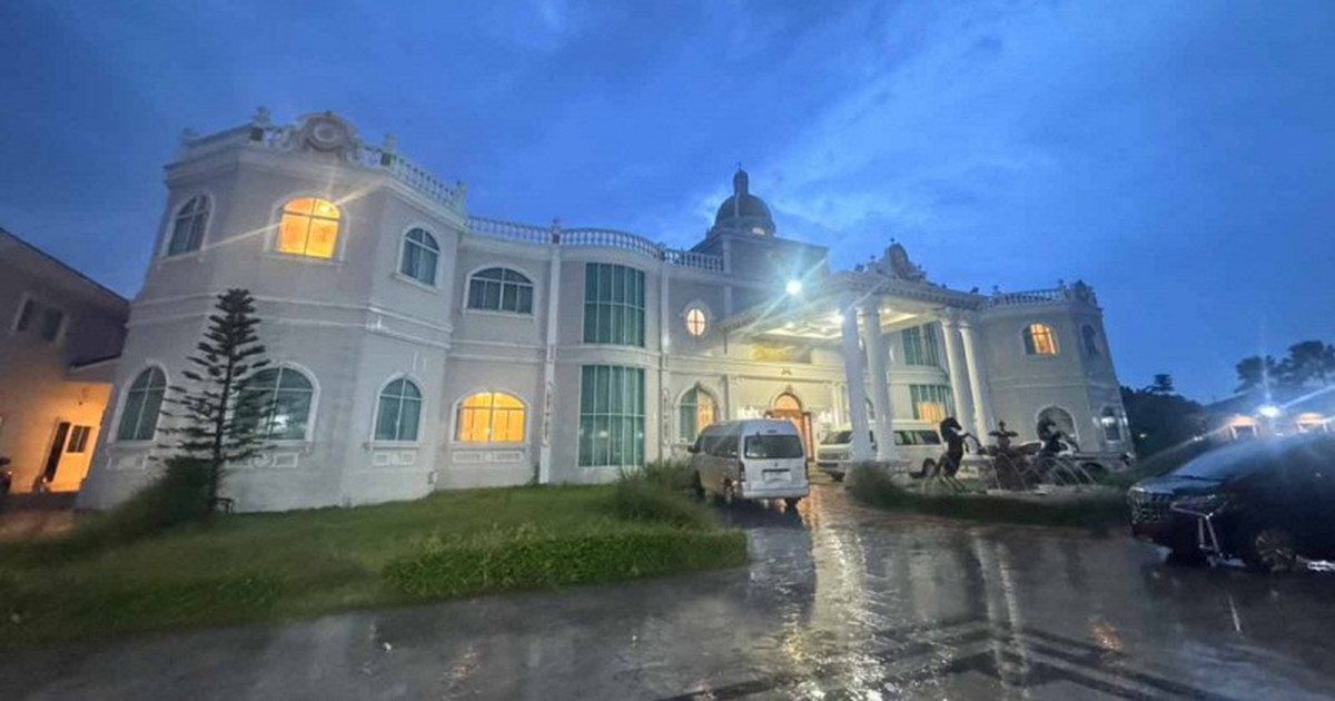 Đột kích một biệt thự sang trọng, khám phá trước cảnh tượng bên trong "đại bản doanh" lừa đảo xuyên quốc gia tinh vi đến từng chi tiết