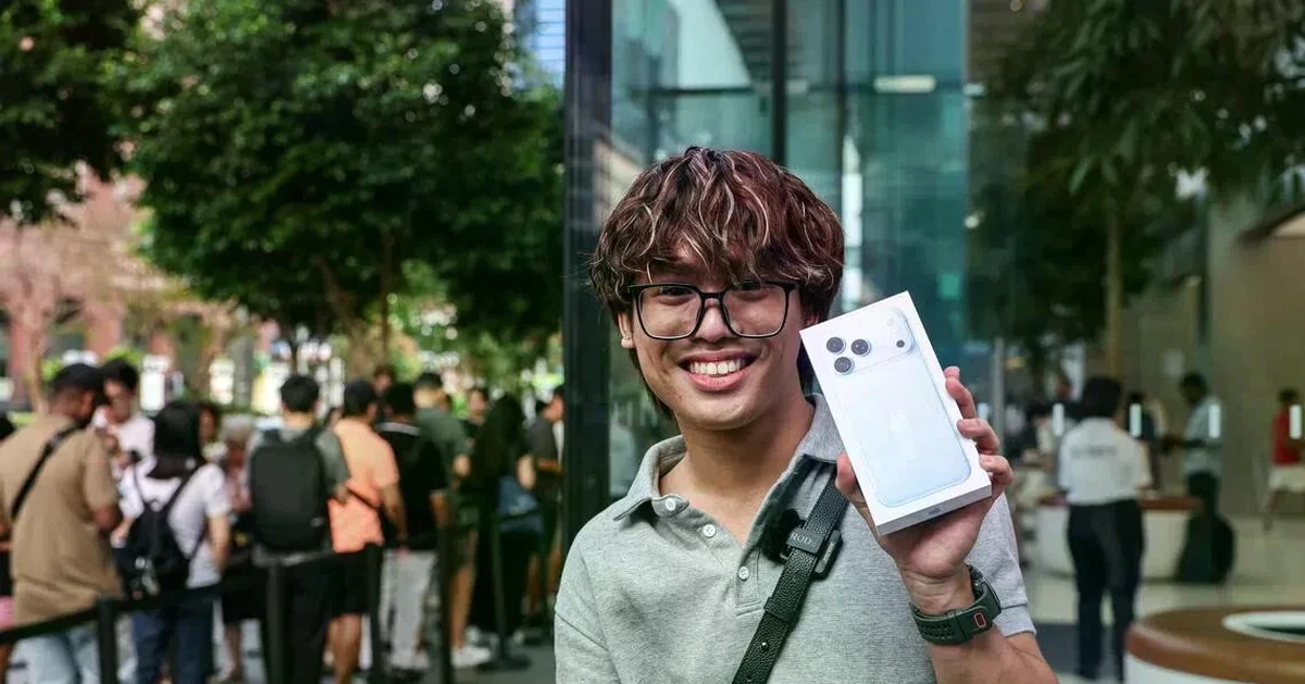 "Fan Táo" quốc tế xếp hàng chờ mua iPhone 18, Singapore có người mua 33 chiếc