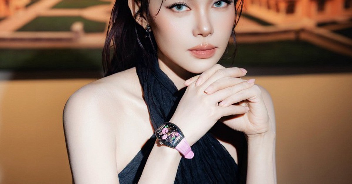 Ca sĩ Việt ngồi vài phút đút túi cả tỷ đồng, lấy chồng đại gia được cưng như bà hoàng