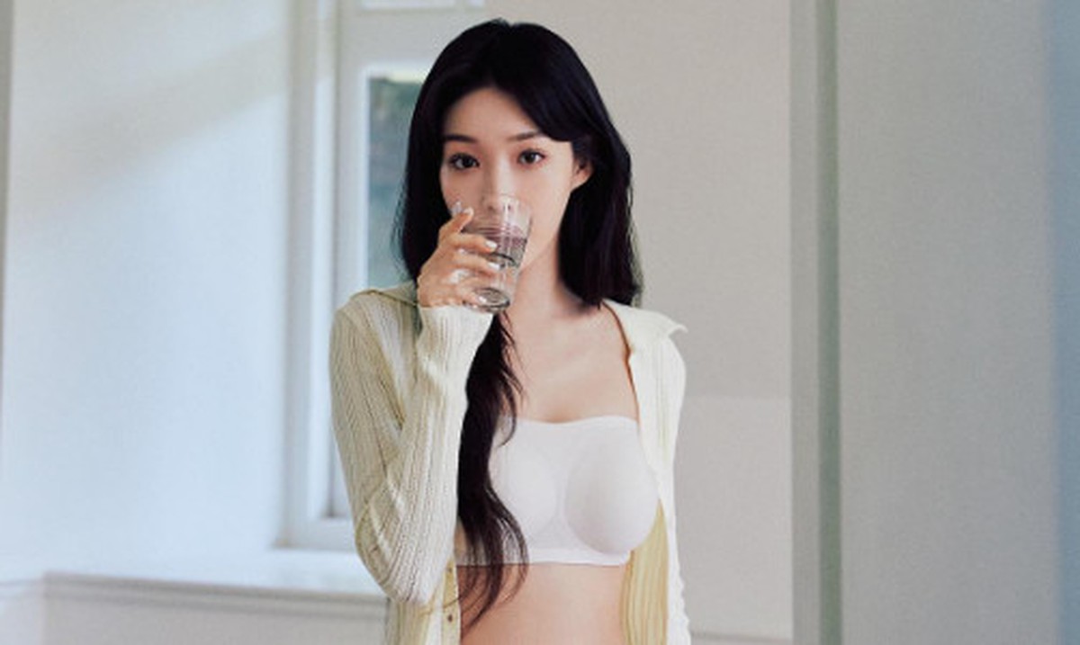 Nữ ca sĩ nổi tiếng vừa phải đi cấp cứu gấp
