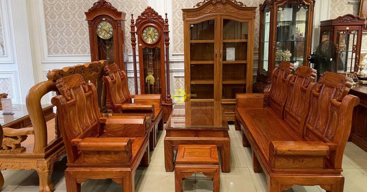 Lời khuyên cho gia đình đang dùng bàn ghế gỗ