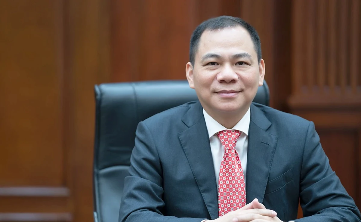 Thông tin lương thưởng của chủ tịch, CEO Vingroup