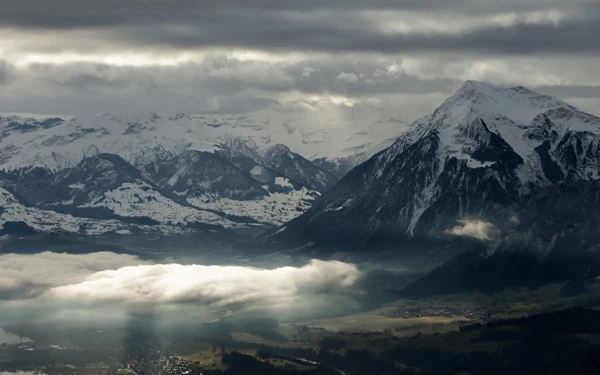 Cảnh báo nguy cơ thảm họa sông băng tại dãy Alps