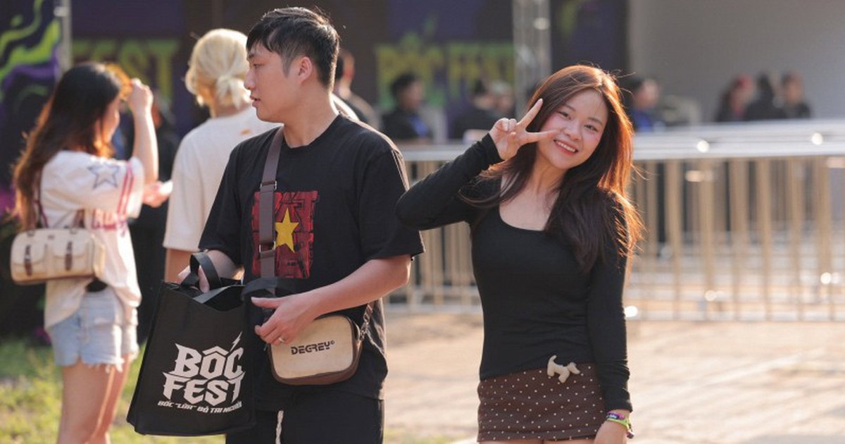 5.000 người đổ về Nhà máy Xe lửa Gia Lâm