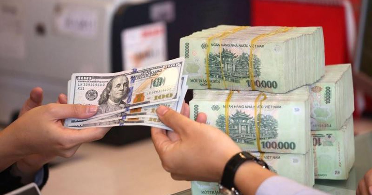 VND tăng giá dù USD mạnh lên: Điều gì đang xảy ra?