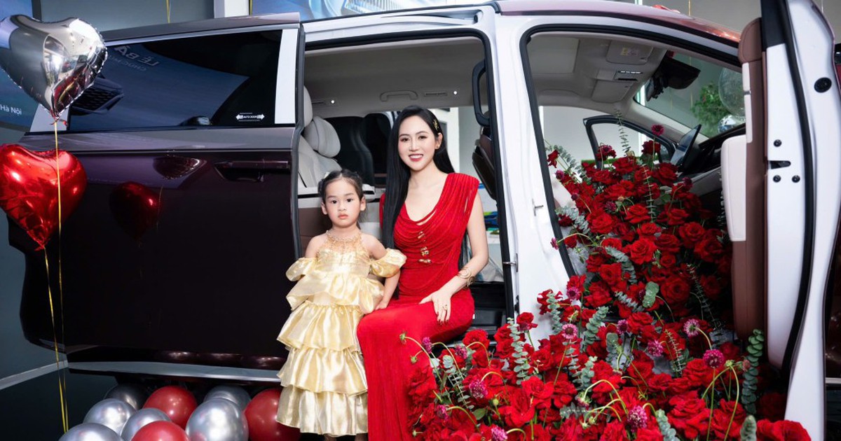Á hậu Trúc Ny và chồng doanh nhân đầu tư “khủng” cho công chúa 3 tuổi: Chuyển sang biệt thự lớn gần trường, tậu thêm xế hộp 7 chỗ để đưa đón con đi học