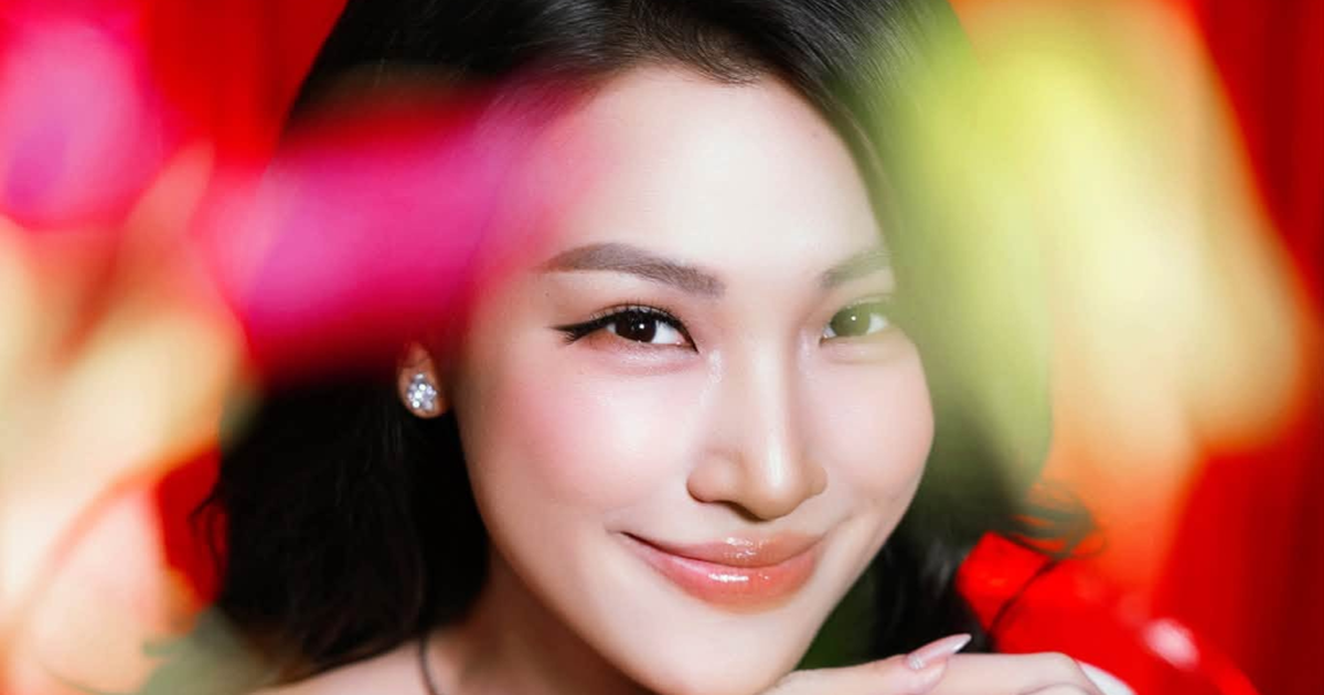 Cập nhật mới của MC Hoàng Oanh: Chiếc nhẫn ngón áp út gây chú ý