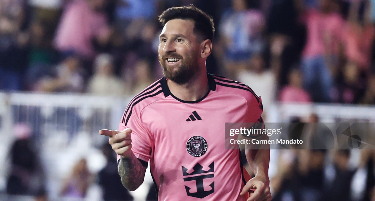 Siêu phẩm của Messi