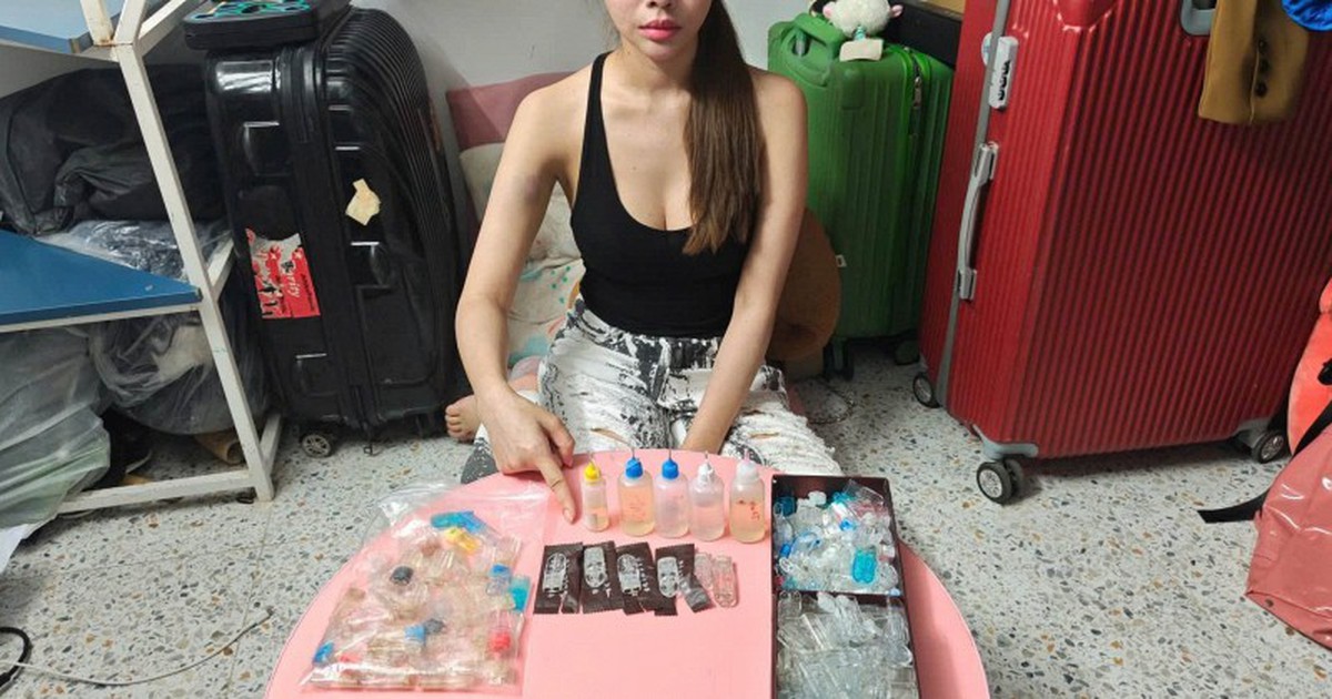 Bắt Phạm Phương Anh SN 1999 cùng hàng loạt đối tượng