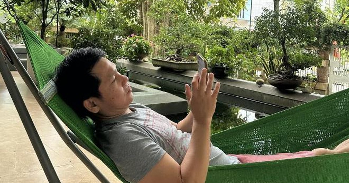 "Ông hoàng nhạc đỏ" đình đám bán đặc sản thịt dê ở đường Hàn Thuyên, Hà Nội