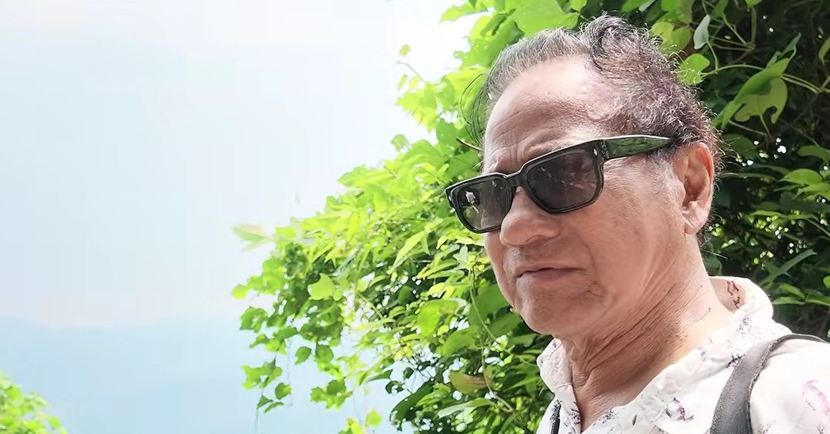 Chế Linh U90 leo bộ lên đỉnh Yên Tử: "Non sông đất nước hùng vĩ quá"