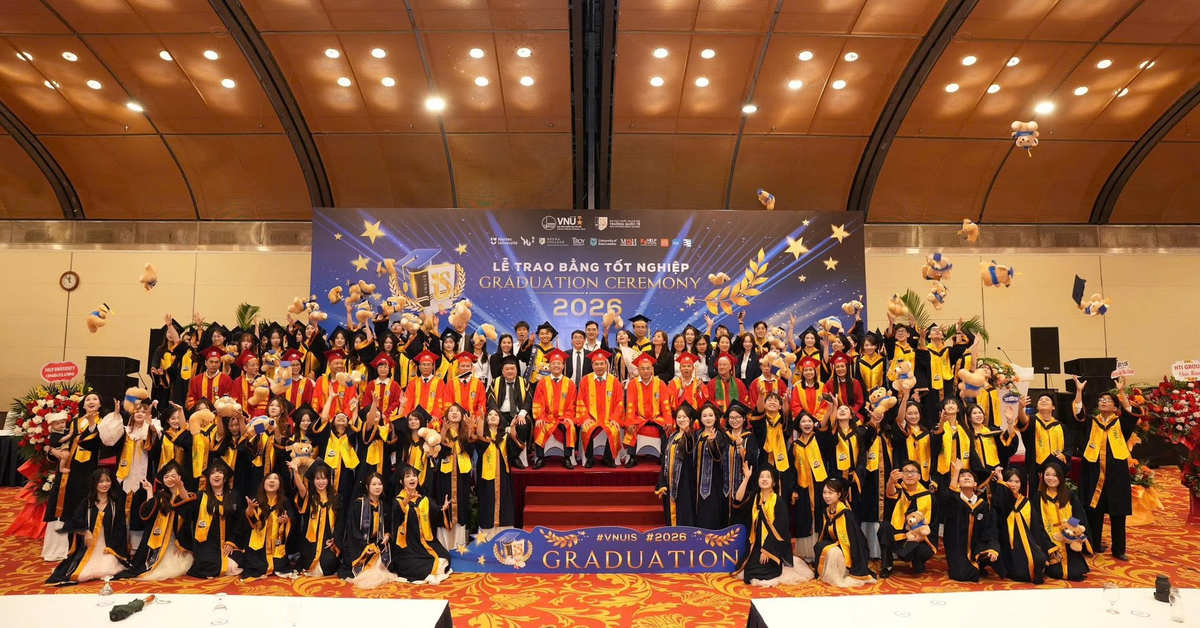 Việt Nam có 1 trường ĐH công lập giảng dạy 100% tiếng Anh cho gần 6.000 sinh viên: Học phí hơn 200 triệu/khóa, cơ hội được trao đổi tại Mỹ, Malaysia, Trung Quốc, tốt nghiệp nhận 2 bằng cùng lúc