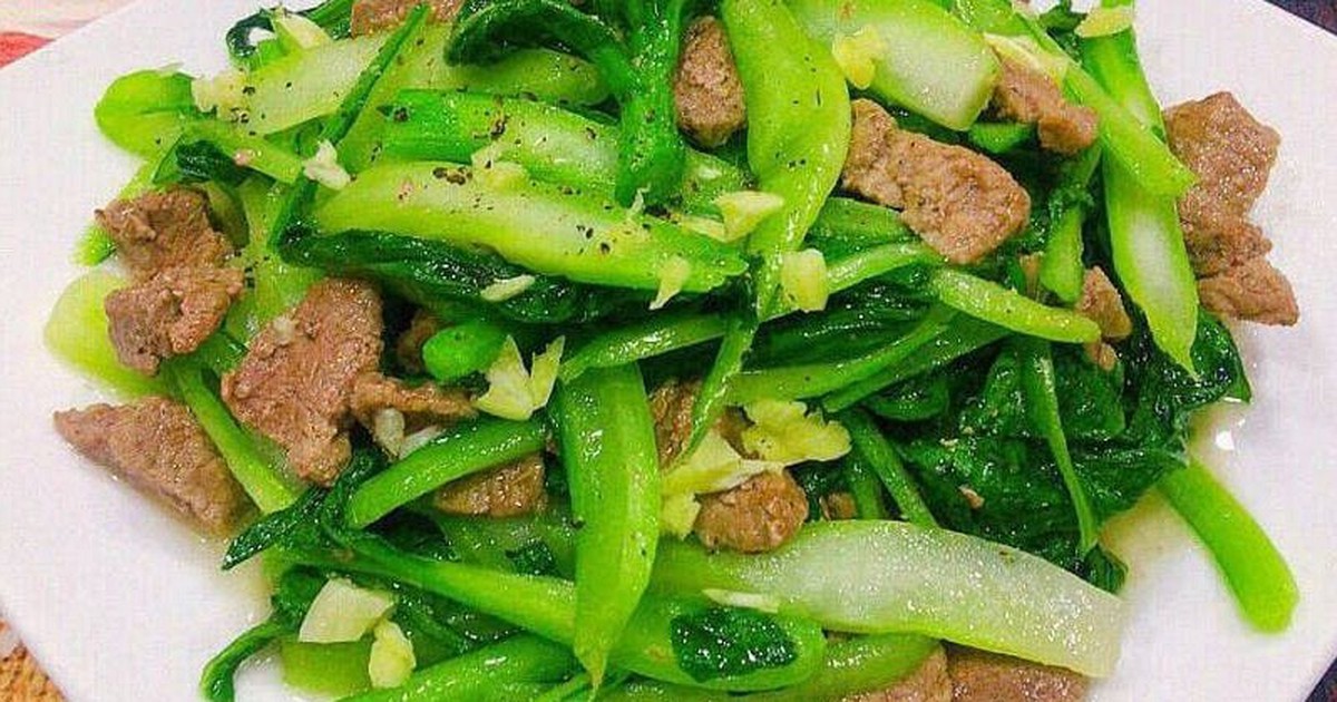 Chợ Việt có 1 loại rau đang vào mùa: Giàu kali và canxi, cực hợp ngày hanh khô