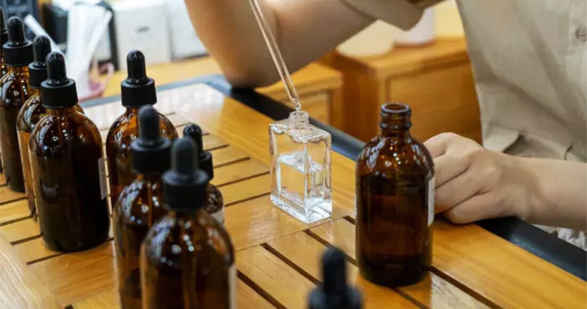 Vì sao Pháp trở thành "thánh địa" nước hoa của thế giới?