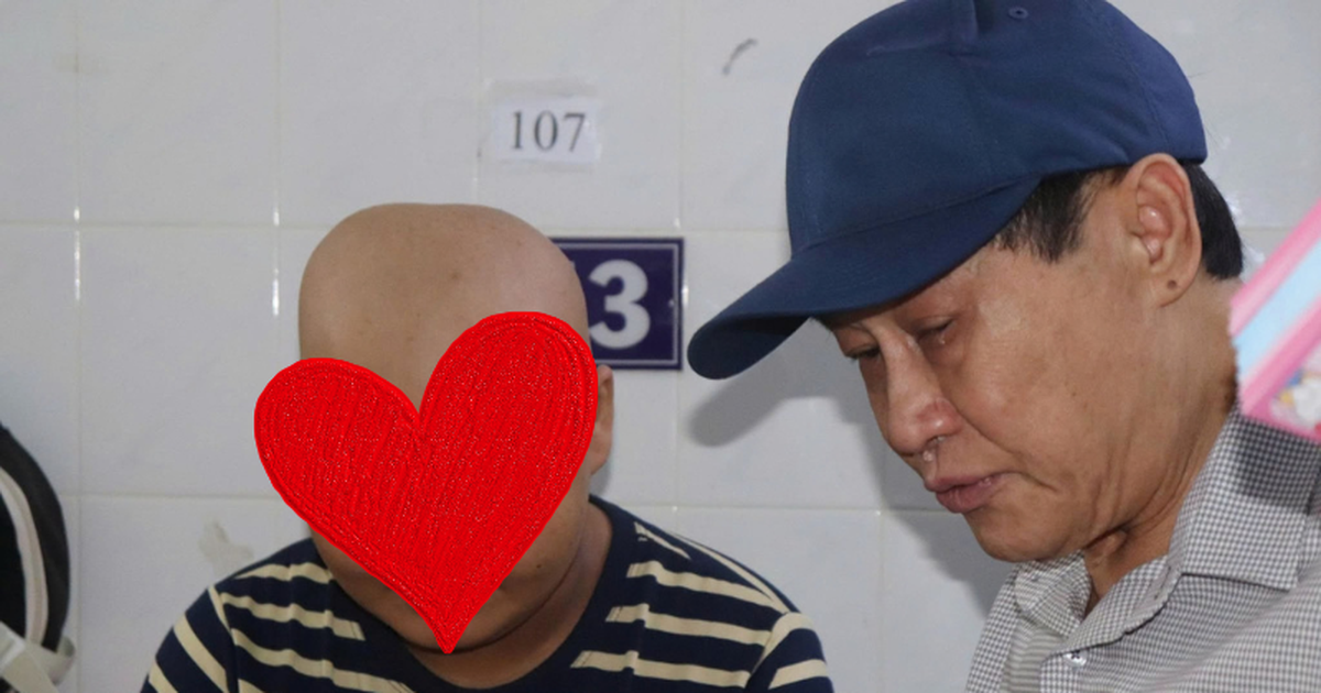 Tỷ phú Johnathan Hạnh Nguyễn rơi nước mắt
