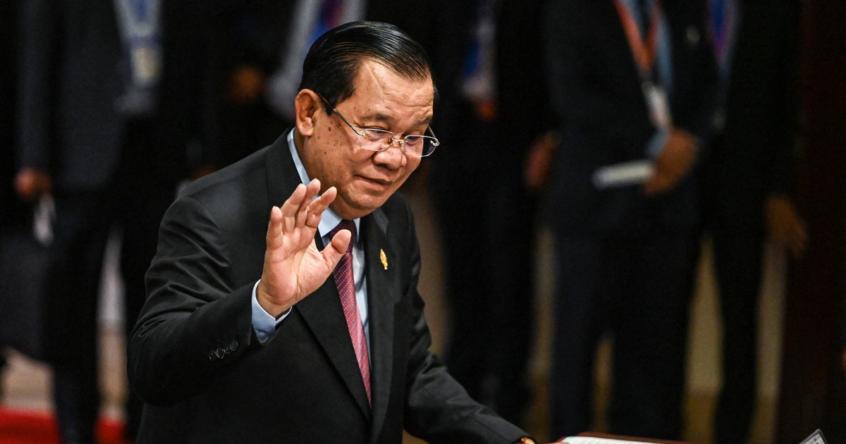 Vụ tấn công tên lửa năm 1998 làm ông Hun Sen đổi ý: Tiên đoán về chức Thủ tướng Campuchia thành hiện thực