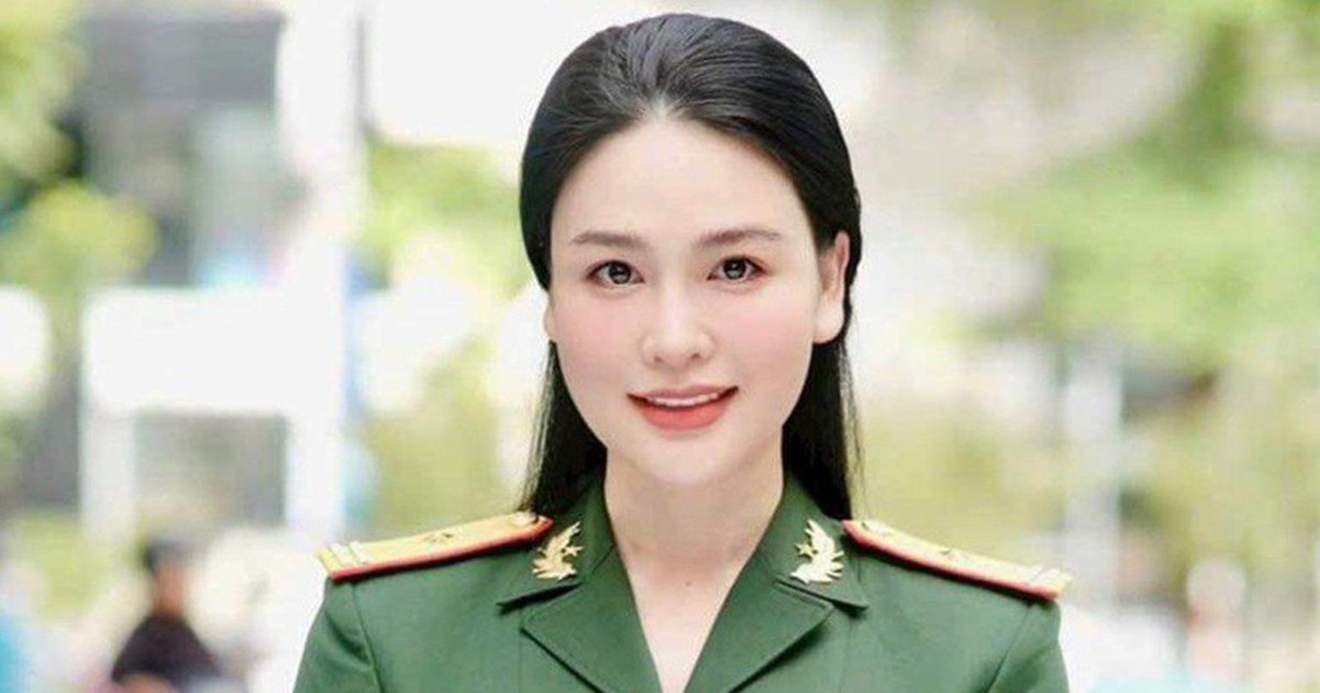 Nữ thạc sĩ – Trung tá quân đội 45 tuổi nói thẳng: "Chúng không làm tôi kém giá trị hơn"