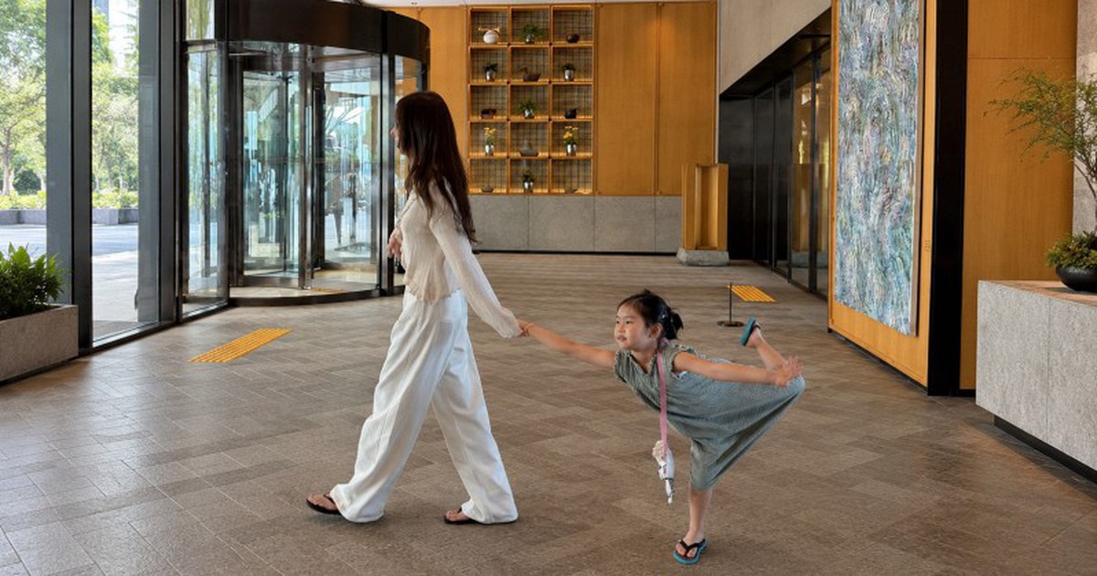 Hãy nhớ: Trẻ con không nghe lời giảng giải, chúng chỉ bắt chước cha mẹ