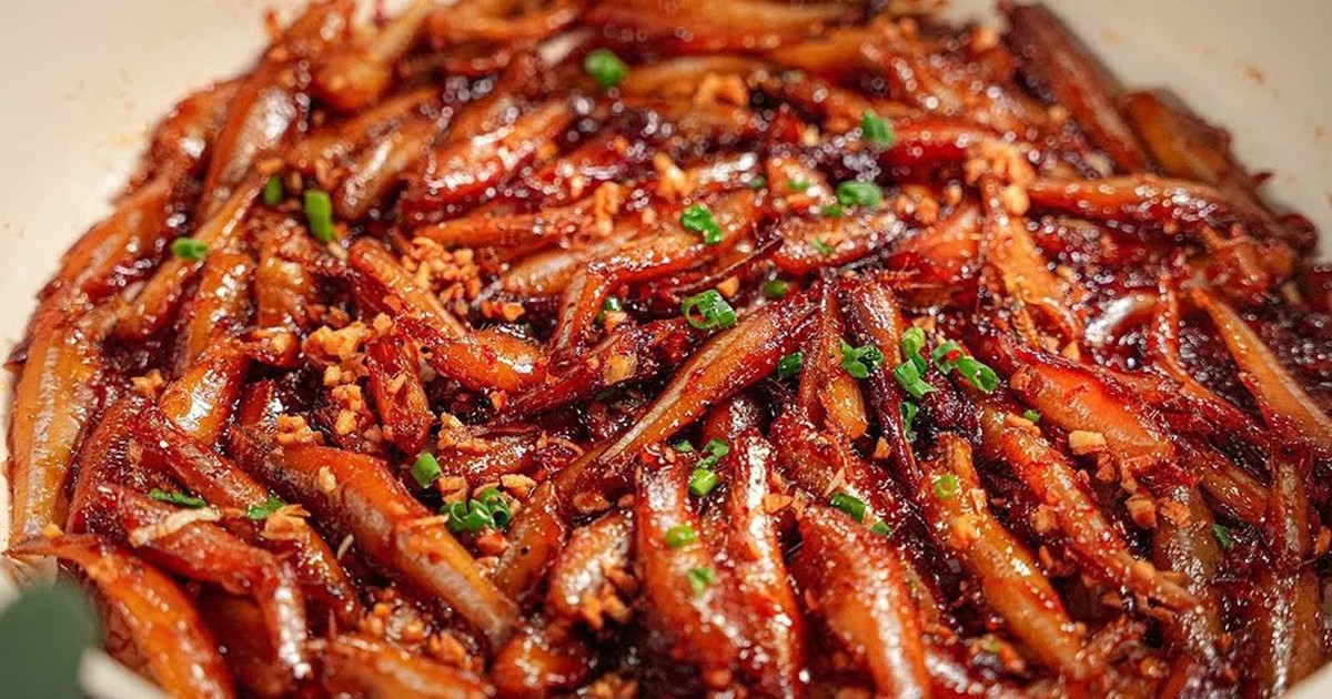 Chỉ ăn cá thay thịt theo lời khuyên của bác sĩ, người đàn ông có hơn 20 khối polyp đại tràng bất ngờ khi đi khám