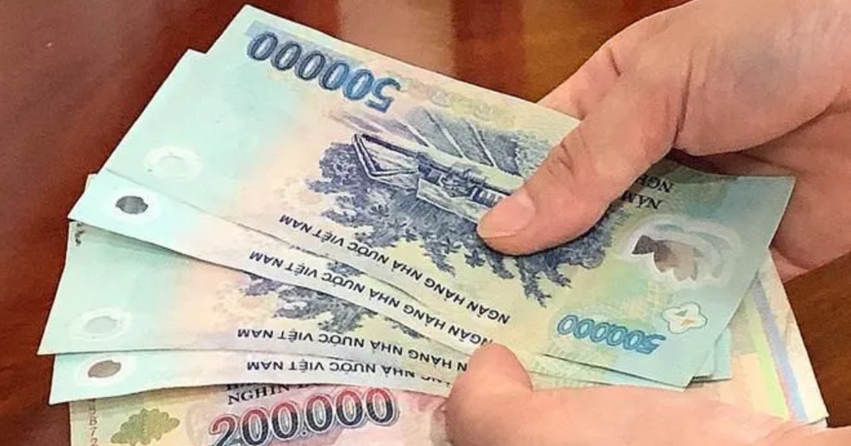 Lao động nam đóng BHXH đủ 15 năm, đến tuổi nghỉ hưu sẽ được nhận bao nhiêu tiền mỗi tháng?