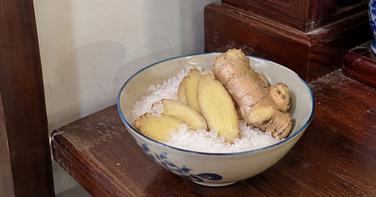 Vì sao nên đặt bát gừng muối ở trong nhà?