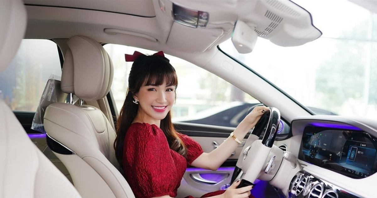Thu nhập của Ủy viên Trung ương Hội LHTN Việt Nam, mỗi lần livestream kiếm nửa tỷ