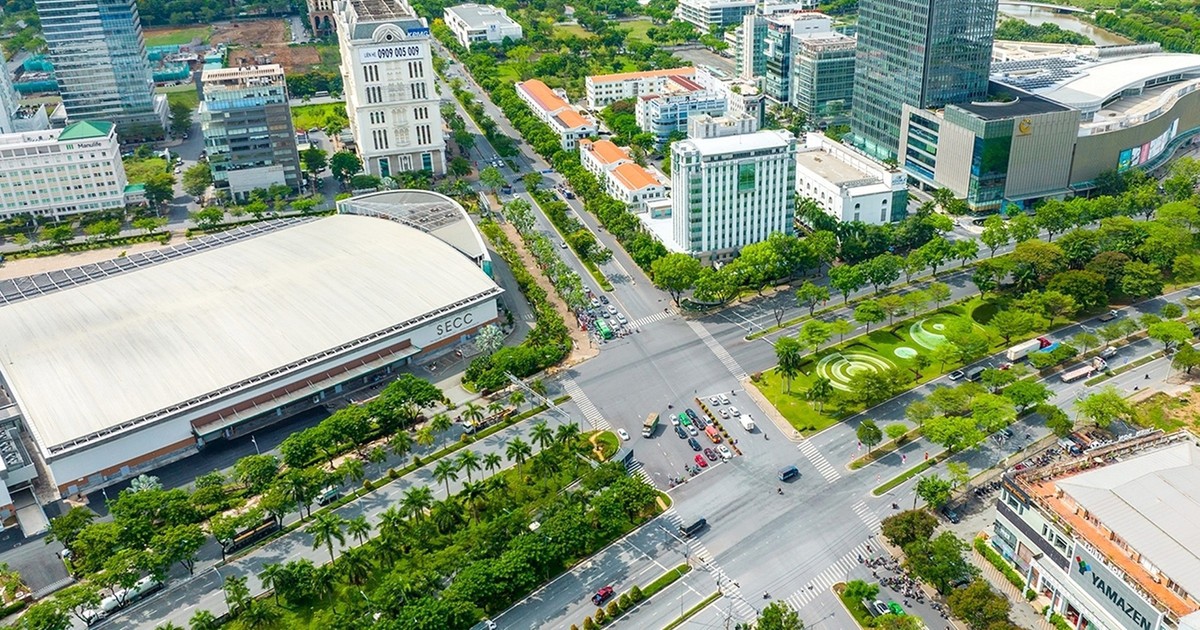 Hạ tầng dẫn lối, giá nhà ở "khu nhà giàu" TP.HCM đang ra sao?
