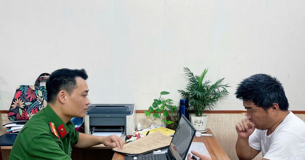 Ra quyết định khởi tố nhân viên bán hàng Phạm Thanh Nghĩa để điều tra về số tiền 94.345.689 đồng