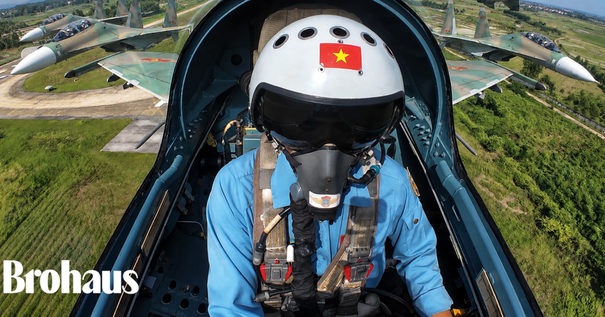 Không ngờ 1 bữa ăn của phi công lái máy bay chiến đấu ở Việt Nam lại nhiều đến thế!