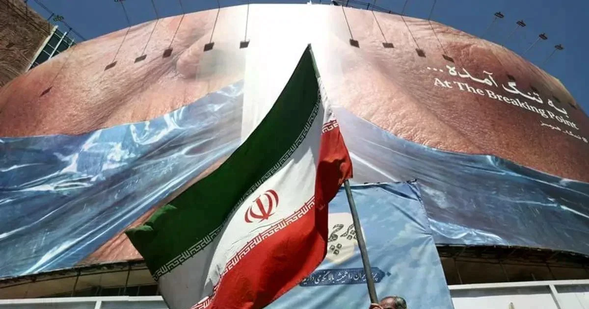Lực lượng Iran gửi thư ngỏ đến cử tri Mỹ trước thềm bầu cử